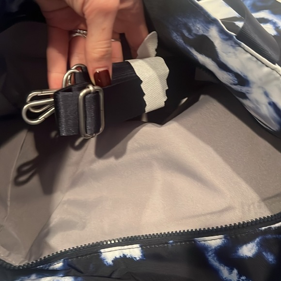 NWT baggallini bag - Picture 5 of 7